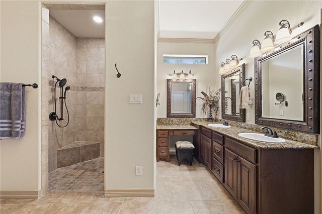 10102 Amelia Drive, Anderson, TX 77830