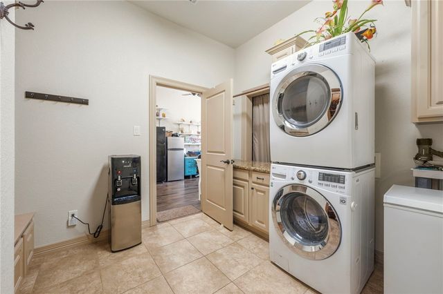 10102 Amelia Drive, Anderson, TX 77830