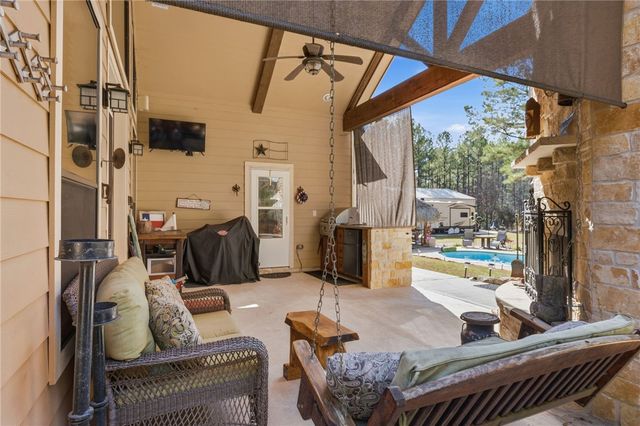 10102 Amelia Drive, Anderson, TX 77830