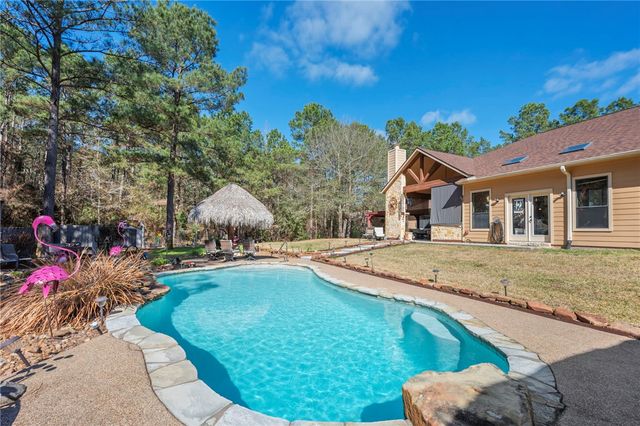 10102 Amelia Drive, Anderson, TX 77830