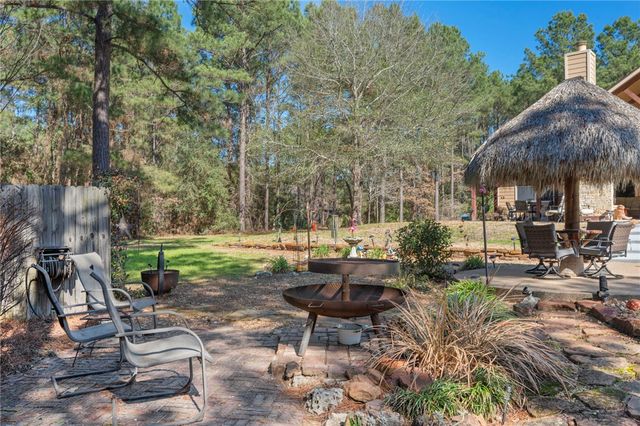 10102 Amelia Drive, Anderson, TX 77830