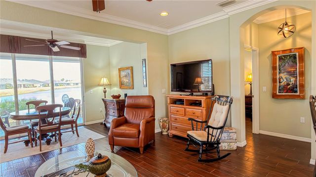 2069 SIFIELD GREENS WAY 102, Sun City Center, FL 33573