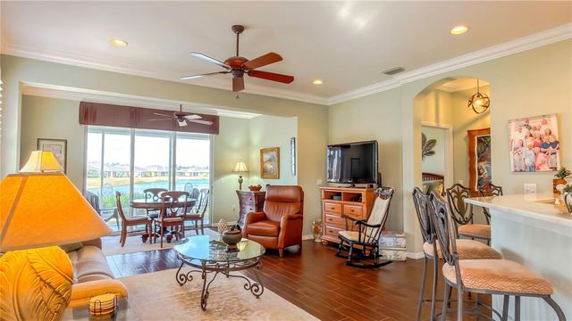 2069 SIFIELD GREENS WAY 102, Sun City Center, FL 33573