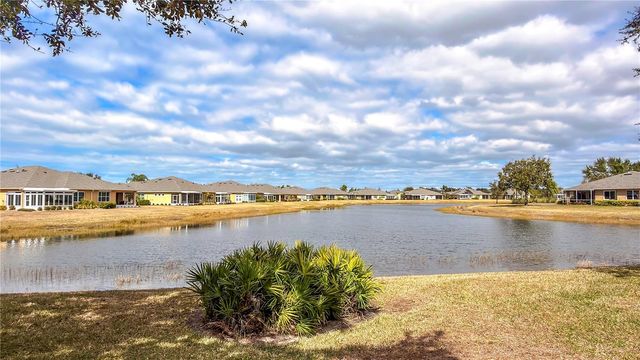 2069 SIFIELD GREENS WAY 102, Sun City Center, FL 33573