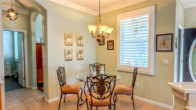 2069 SIFIELD GREENS WAY 102, Sun City Center, FL 33573