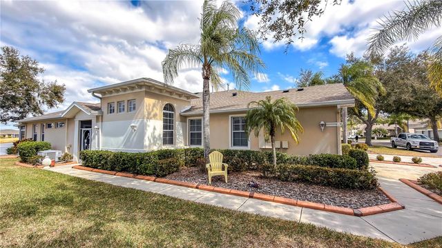 2069 SIFIELD GREENS WAY 102, Sun City Center, FL 33573