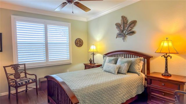 2069 SIFIELD GREENS WAY 102, Sun City Center, FL 33573