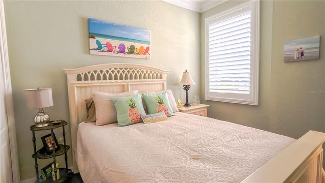 2069 SIFIELD GREENS WAY 102, Sun City Center, FL 33573