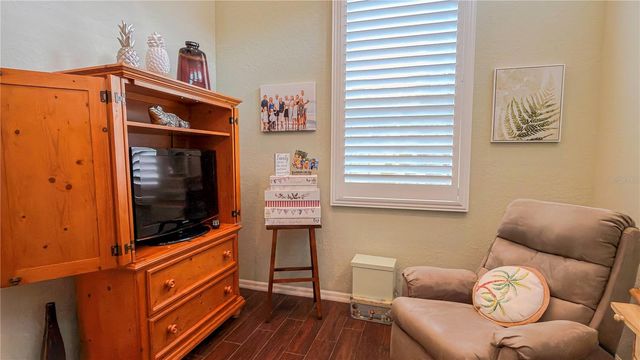 2069 SIFIELD GREENS WAY 102, Sun City Center, FL 33573