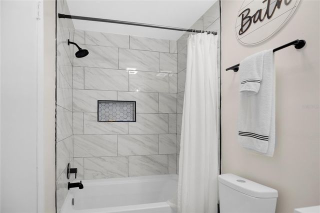7408 LITTLE POND COURT, Orlando, FL 32810