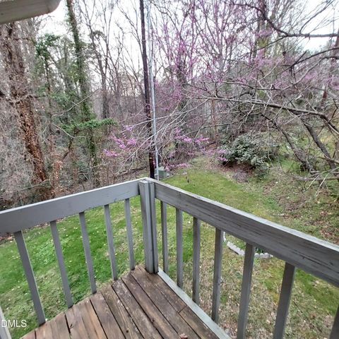 875 Martin Luther King Jr Apt 15, Chapel Hill, NC 27514