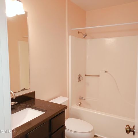 875 Martin Luther King Jr Apt 15, Chapel Hill, NC 27514