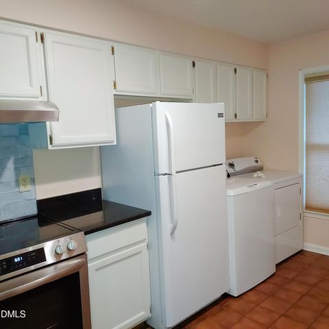 875 Martin Luther King Jr Apt 15, Chapel Hill, NC 27514