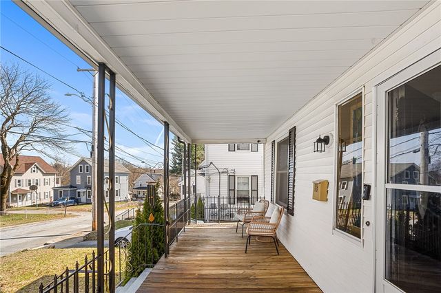 32 5th Avenue, Woonsocket, RI 02895