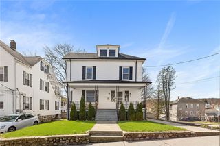 32 5th Avenue, Woonsocket, RI 02895