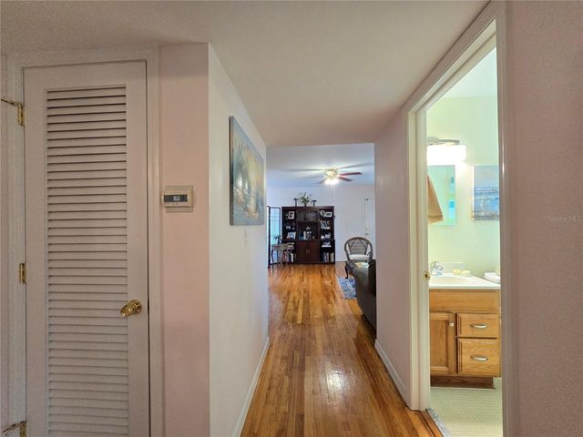 1120 RUE DES CHATEAUX 2A, South Pasadena, FL 33707