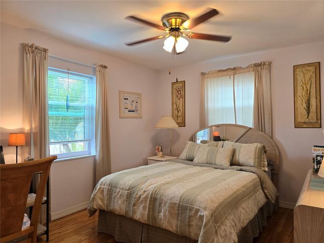 1120 RUE DES CHATEAUX 2A, South Pasadena, FL 33707