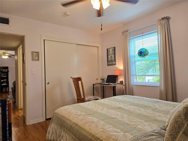 1120 RUE DES CHATEAUX 2A, South Pasadena, FL 33707