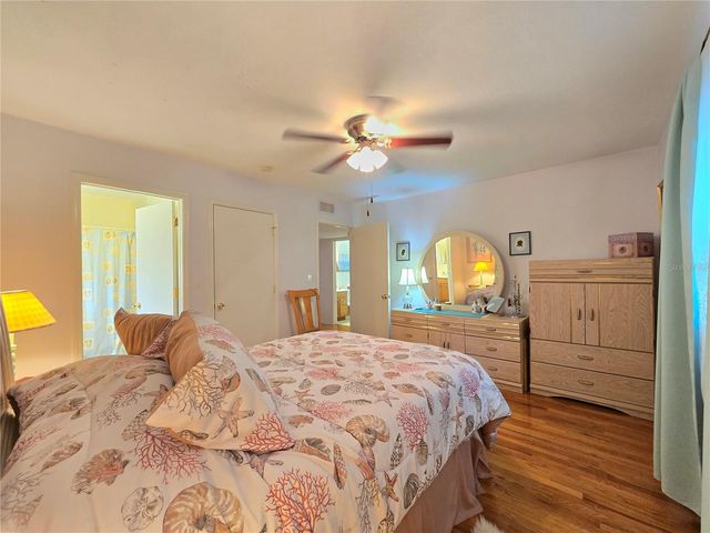 1120 RUE DES CHATEAUX 2A, South Pasadena, FL 33707