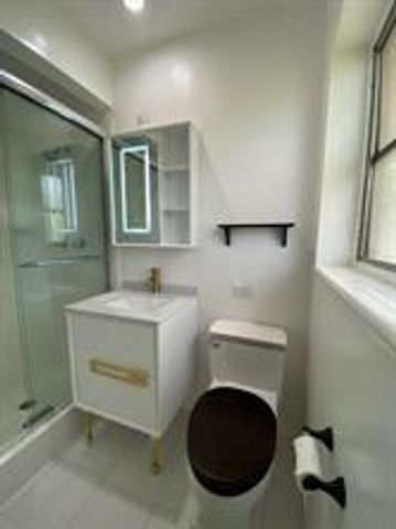 2634 NE 20TH Street, Pompano Beach, FL 33062