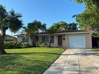 2634 NE 20TH Street, Pompano Beach, FL 33062