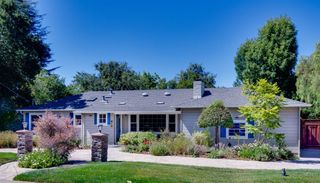 495 Arboleda Drive, Los Altos, CA 94024