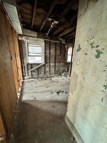 1072 Van Buren Street, Gary, IN 46402