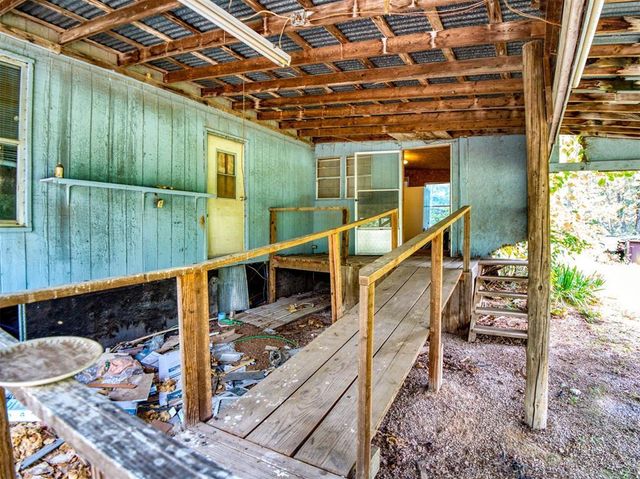 2371 Seminole Drive, Sulphur, OK 73086