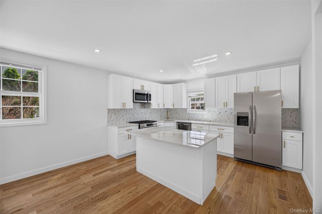 33 Carol Street, West Hempstead, NY 11552