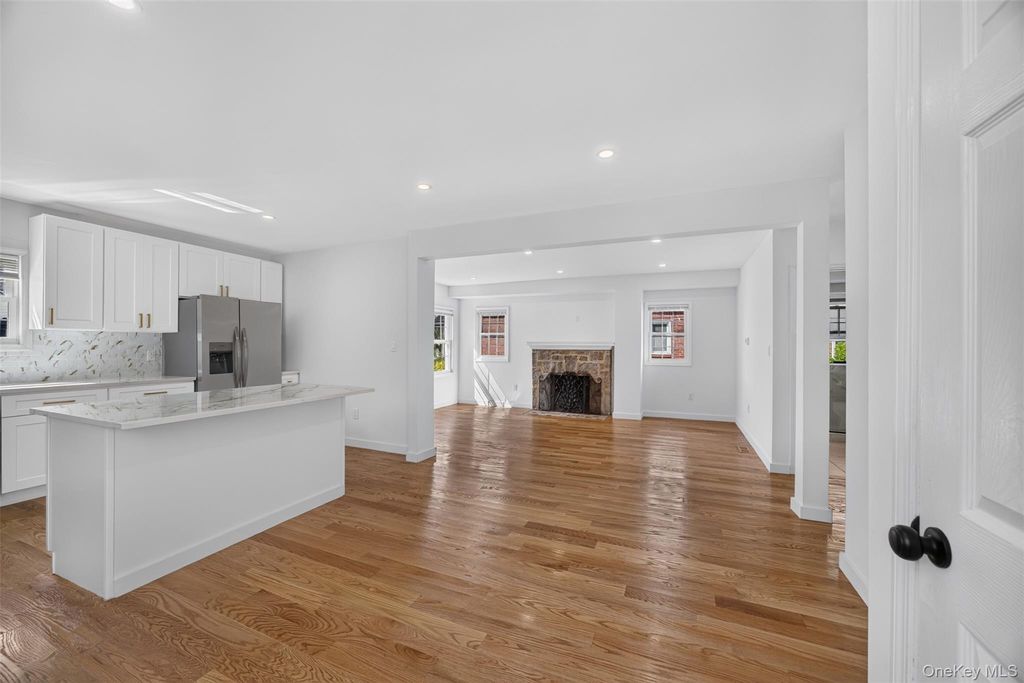33 Carol Street, West Hempstead, NY 11552 — photo 5
