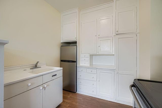 2615 Park Avenue 309, Minneapolis, MN 55407