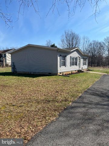 132 POWELL LN, Martinsburg, WV 25404
