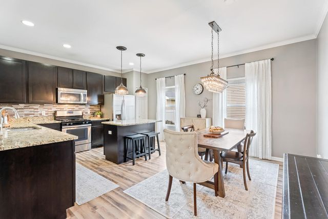 2725 W 127th Lane, Crown Point, IN 46307