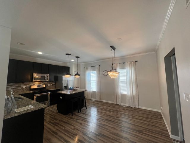 2725 W 127th Lane, Crown Point, IN 46307