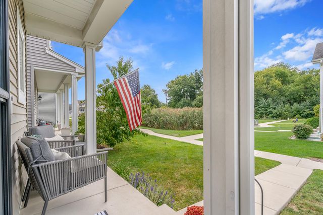 2725 W 127th Lane, Crown Point, IN 46307