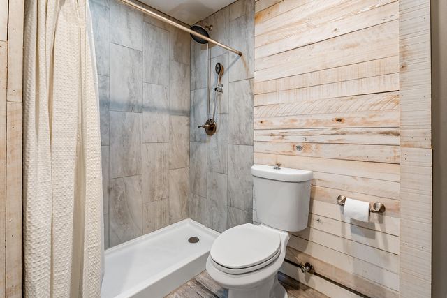 2725 W 127th Lane, Crown Point, IN 46307