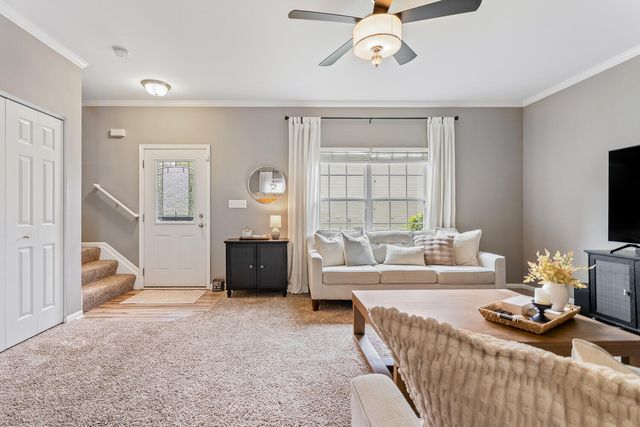 2725 W 127th Lane, Crown Point, IN 46307