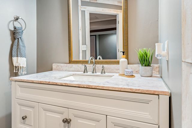 2725 W 127th Lane, Crown Point, IN 46307