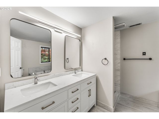 3504 Ne 169TH Ave, Vancouver, WA 98682