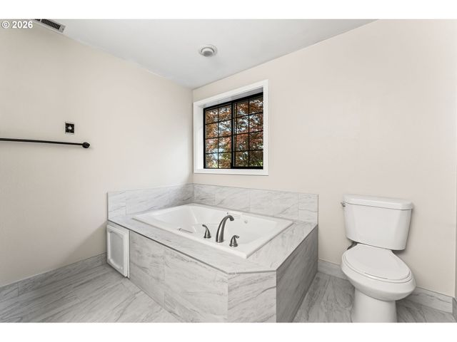 3504 Ne 169TH Ave, Vancouver, WA 98682