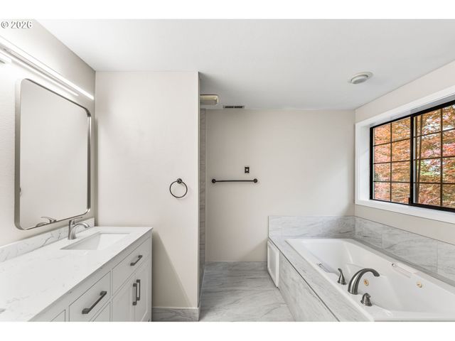 3504 Ne 169TH Ave, Vancouver, WA 98682