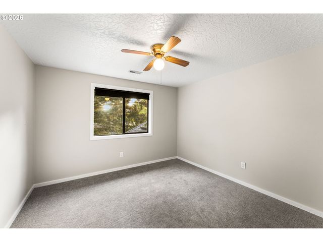 3504 Ne 169TH Ave, Vancouver, WA 98682