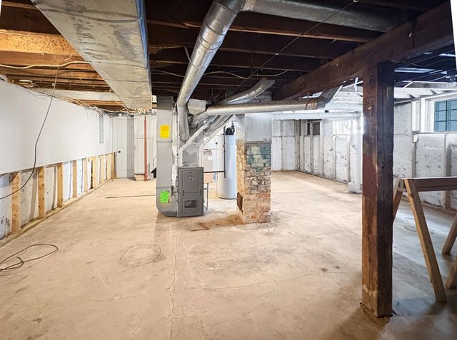 956 Baxter Street SE, Grand Rapids, MI 49506