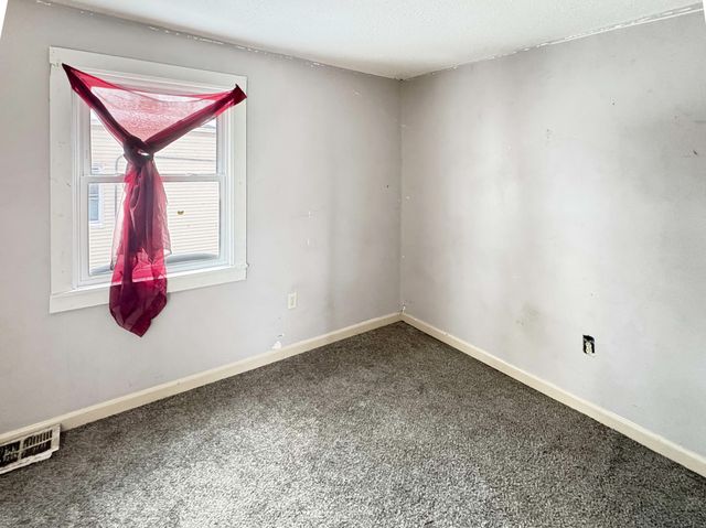 956 Baxter Street SE, Grand Rapids, MI 49506