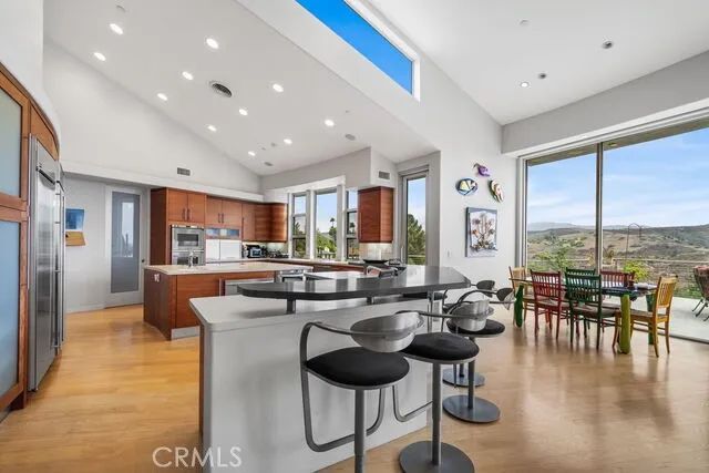 10182 Cowan Heights Drive, North Tustin, CA 92705