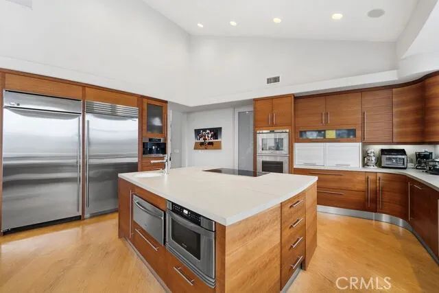 10182 Cowan Heights Drive, North Tustin, CA 92705