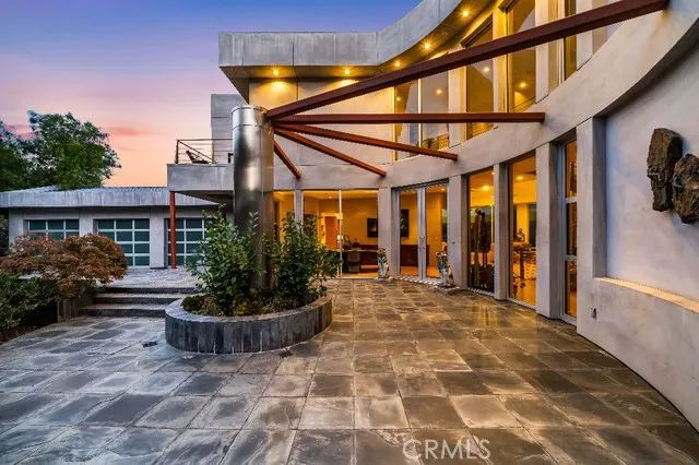 10182 Cowan Heights Drive, North Tustin, CA 92705