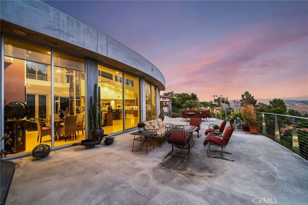 10182 Cowan Heights Drive, North Tustin, CA 92705
