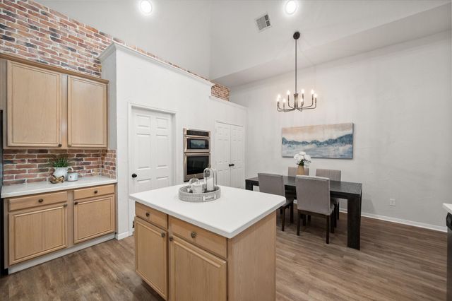 106 Rolling Rock Drive, Trophy Club, TX 76262