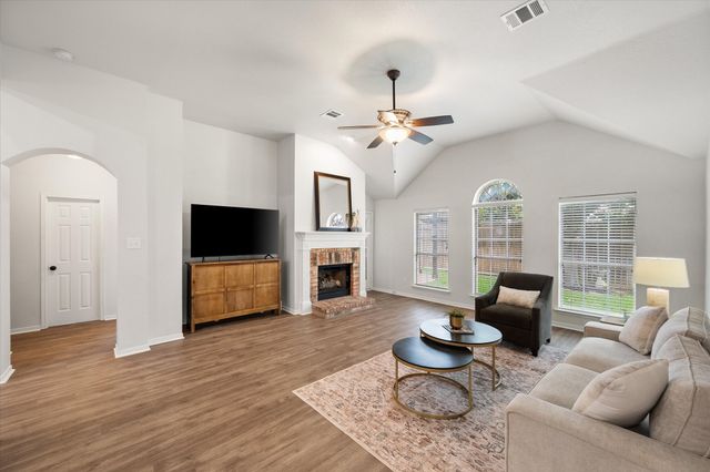 106 Rolling Rock Drive, Trophy Club, TX 76262